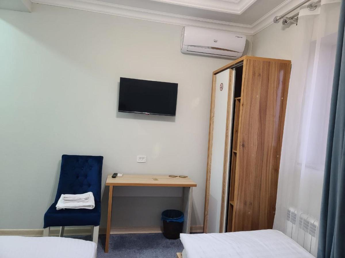Hotel Plus 1 Samarkand Exterior photo